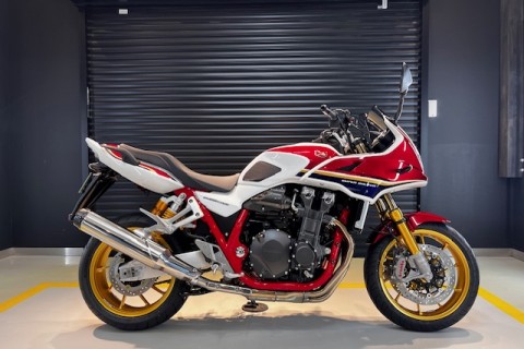 ホンダCB1300ボルドール　PROTECS　PRO－７セラミックコーティング　伊勢原市のTさま